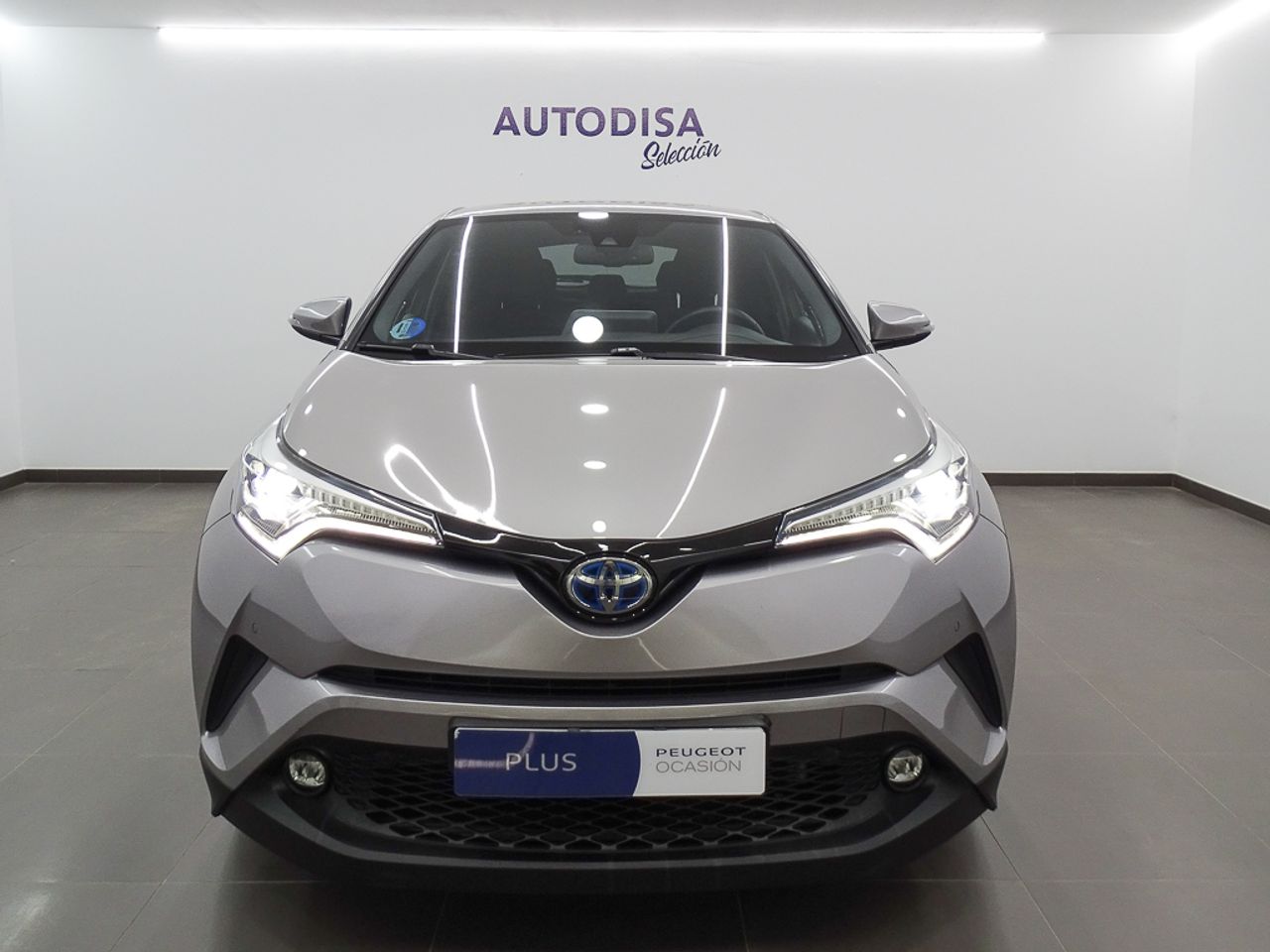 Foto Toyota C-HR 2