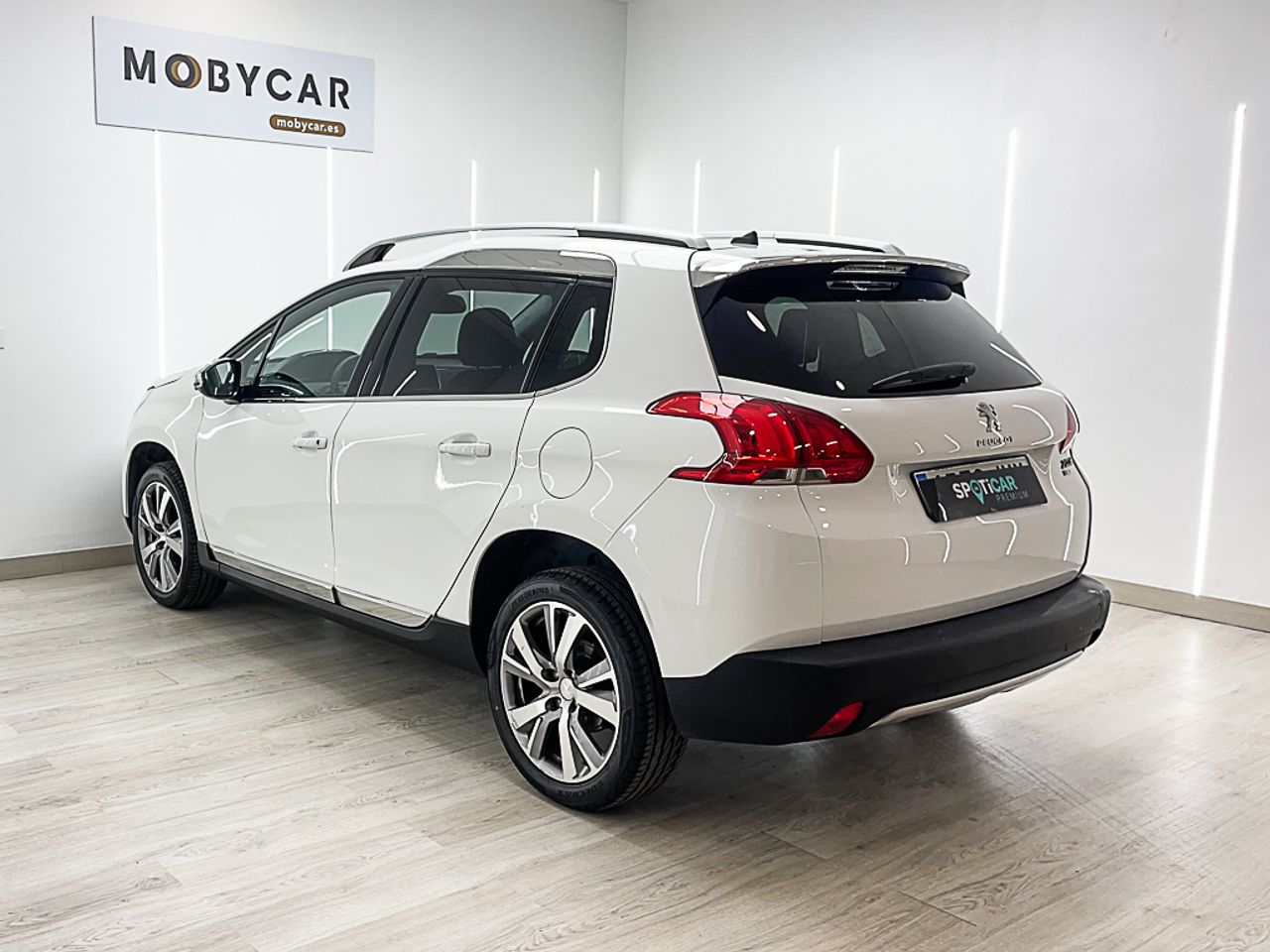 Foto Peugeot 2008 6