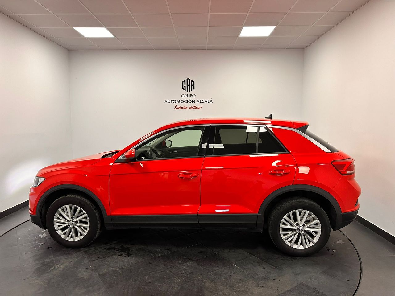 Foto Volkswagen T-Roc 8