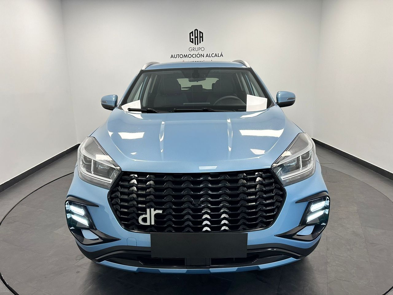 Foto DR Automobiles DR5 2