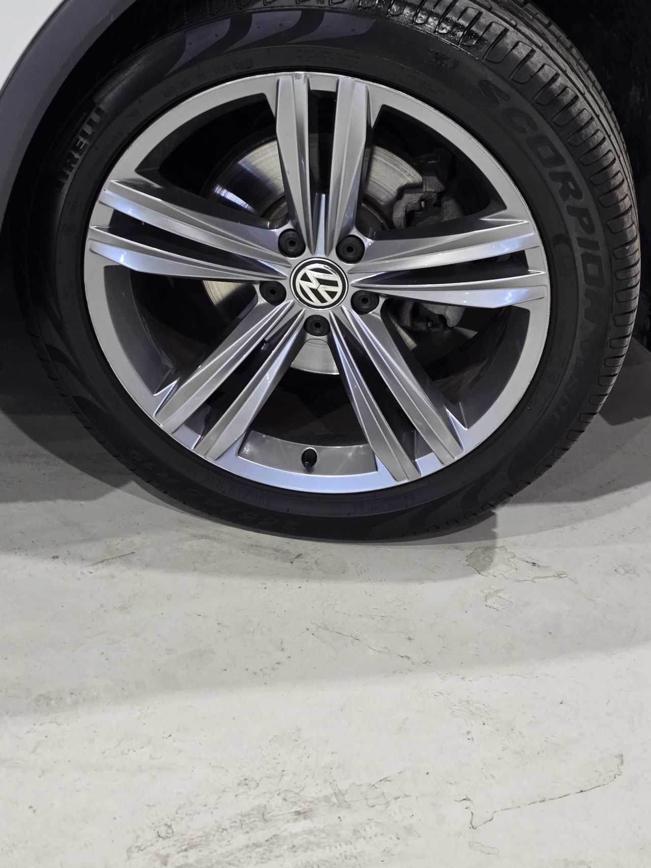 Foto Volkswagen Tiguan 4