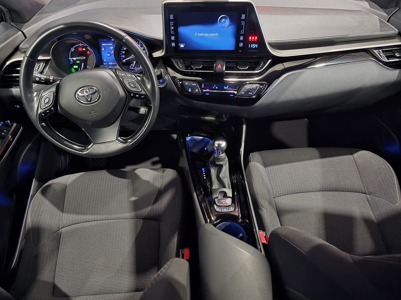 Foto Toyota C-HR 12