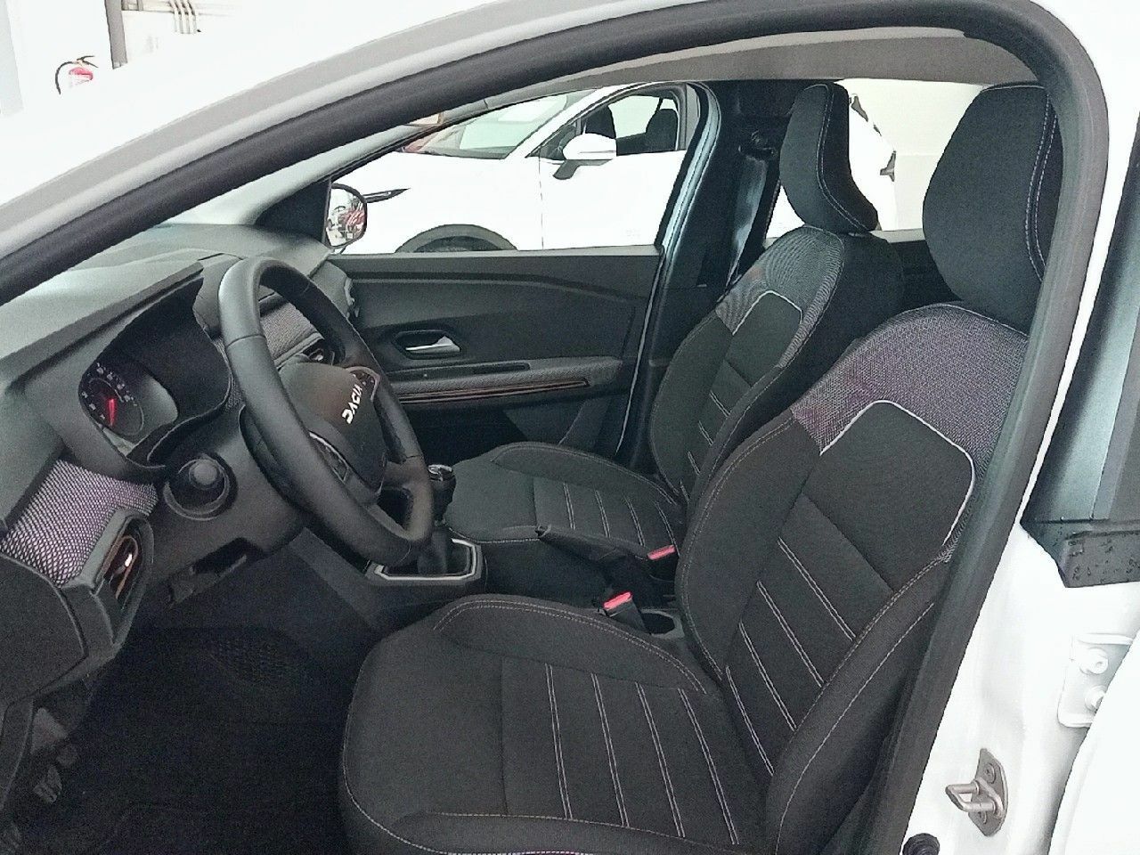 Foto Dacia Sandero 9