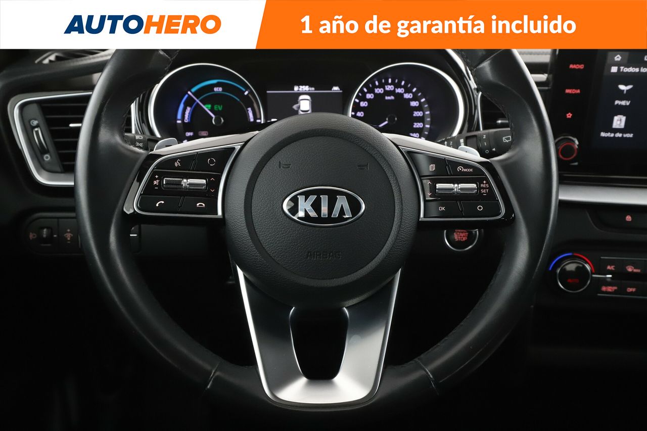 Foto Kia XCeed 20