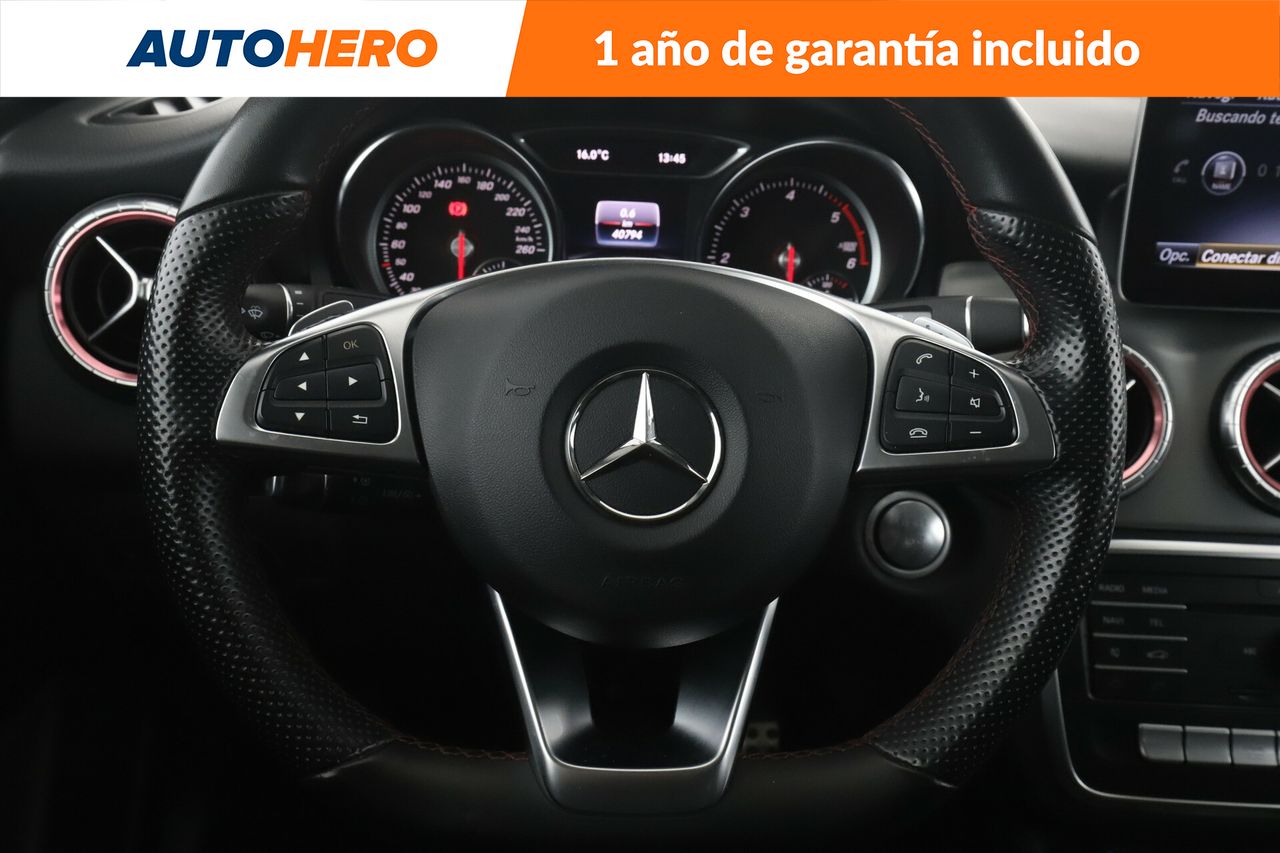 Foto Mercedes-Benz Clase CLA 20