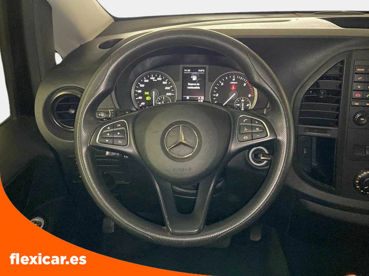 Foto Mercedes-Benz Vito 12