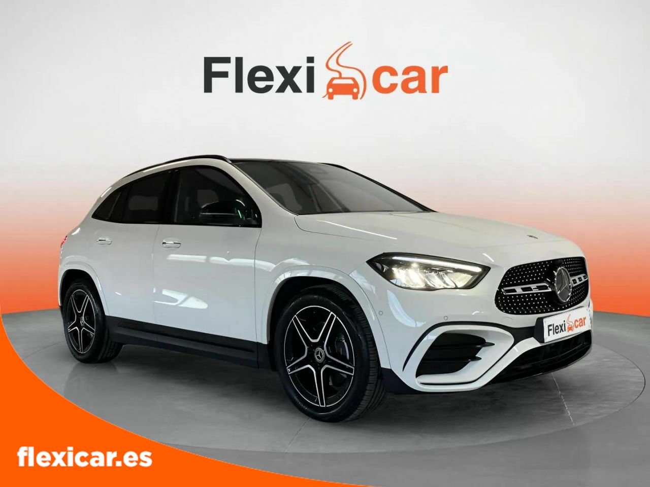 Foto Mercedes-Benz Clase GLA 2