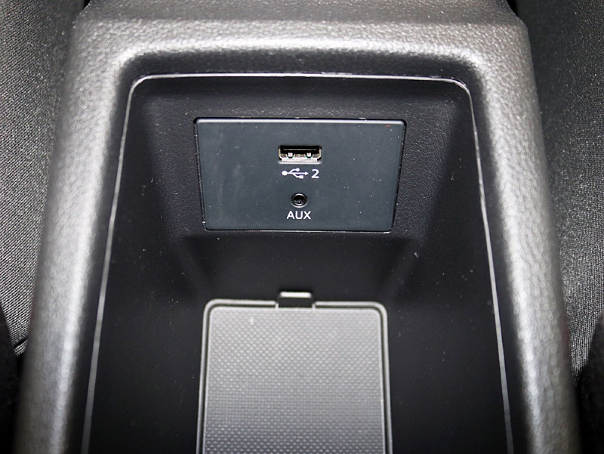Foto Audi Q2 24