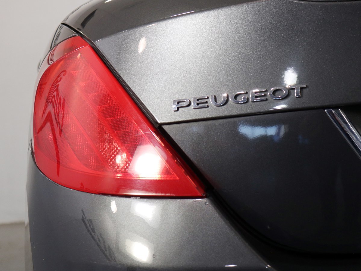 Foto Peugeot 308 CC 11