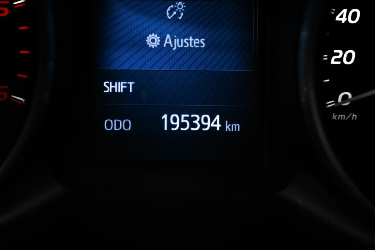 Foto Toyota Avensis 18