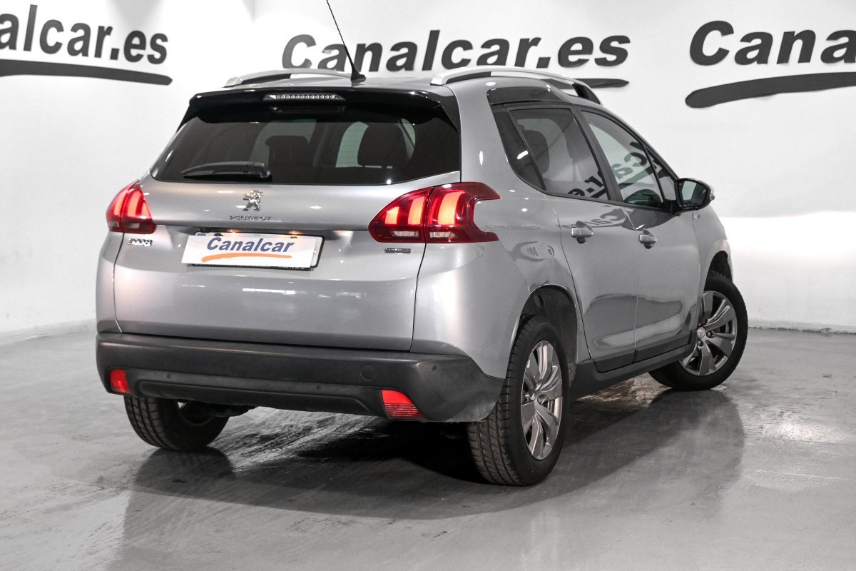 Foto Peugeot 2008 4