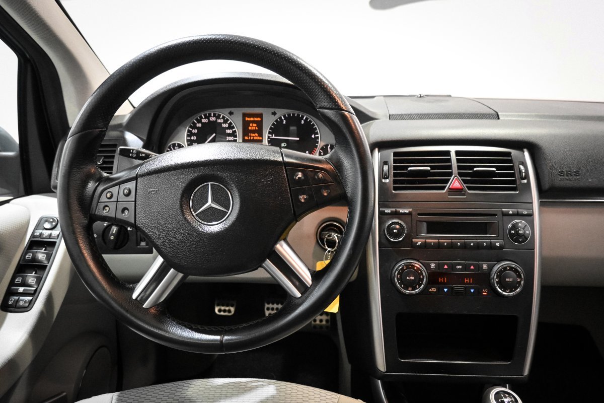 Foto Mercedes-Benz Clase B 19
