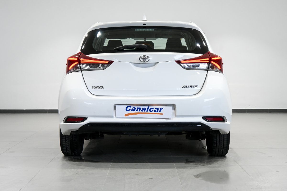 Foto Toyota Auris 5