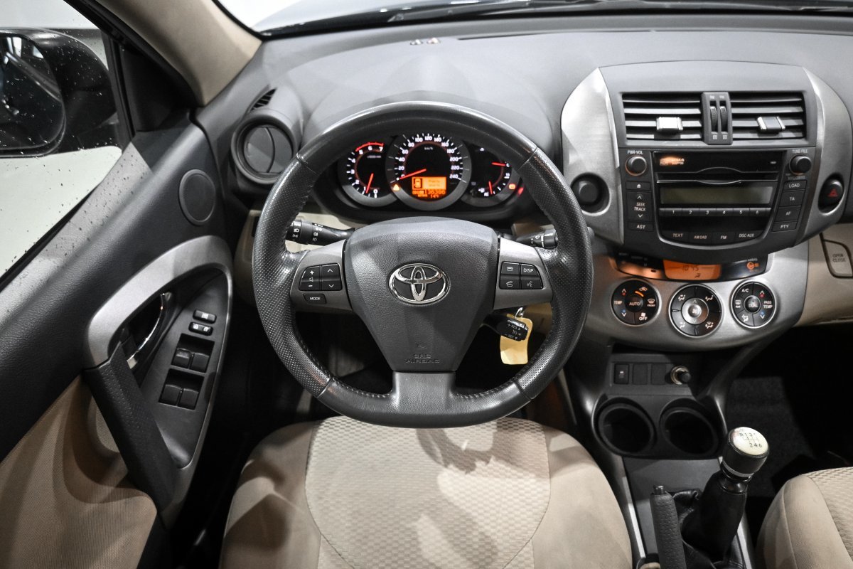 Foto Toyota Rav4 17