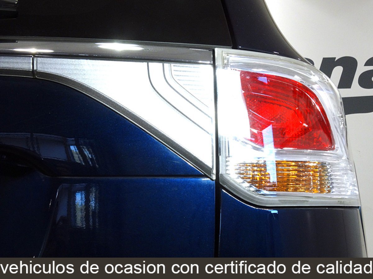 Foto Mitsubishi Outlander 12