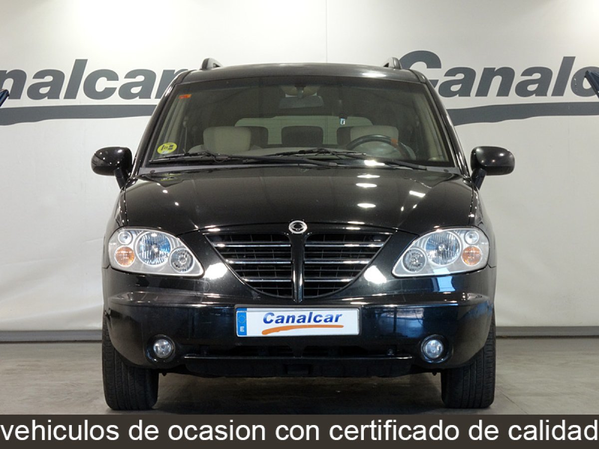 Foto SsangYong Rodius 2