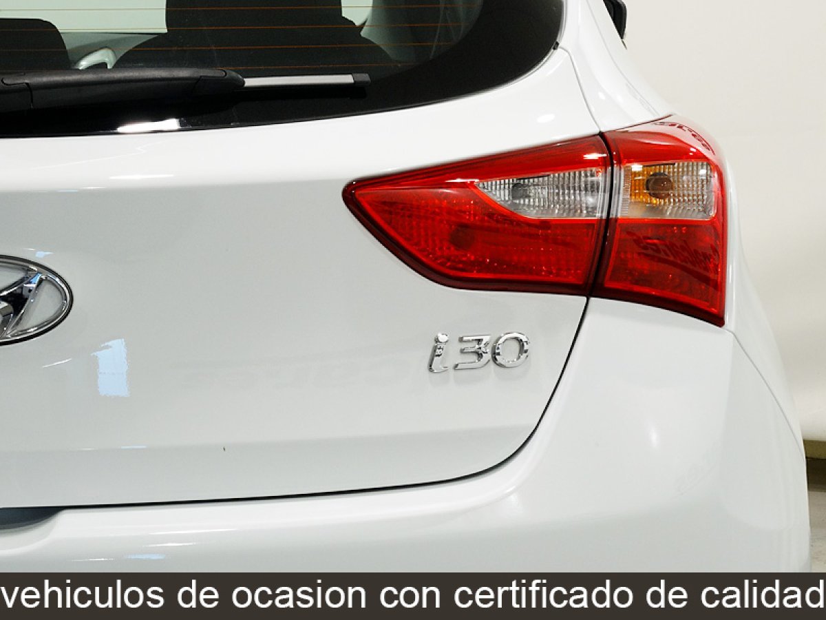 Foto Hyundai i30 14