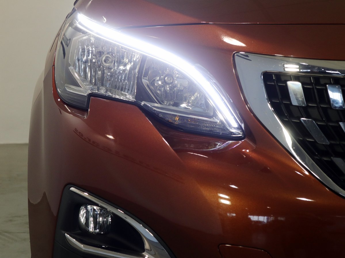 Foto Peugeot 3008 11