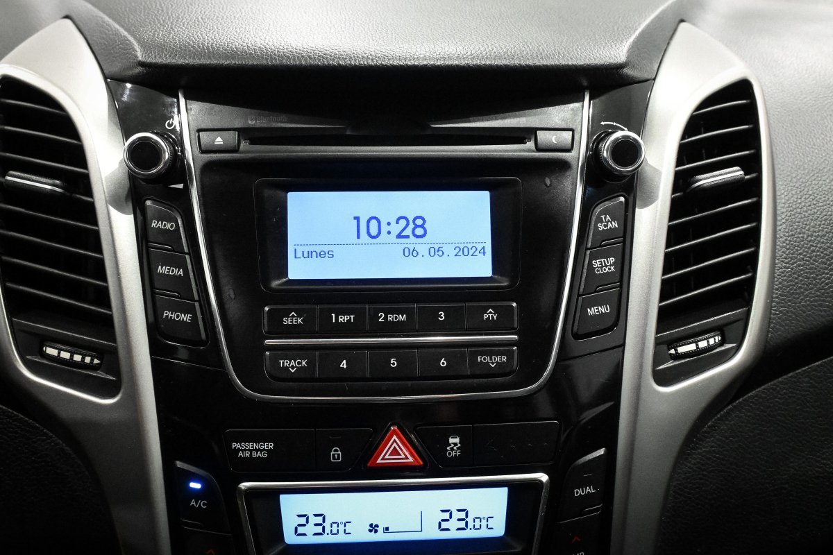 Foto Hyundai i30 15