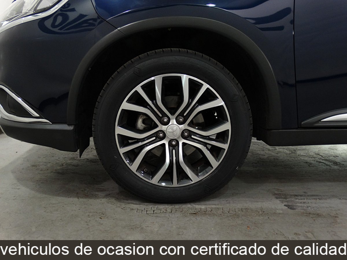 Foto Mitsubishi Outlander 29