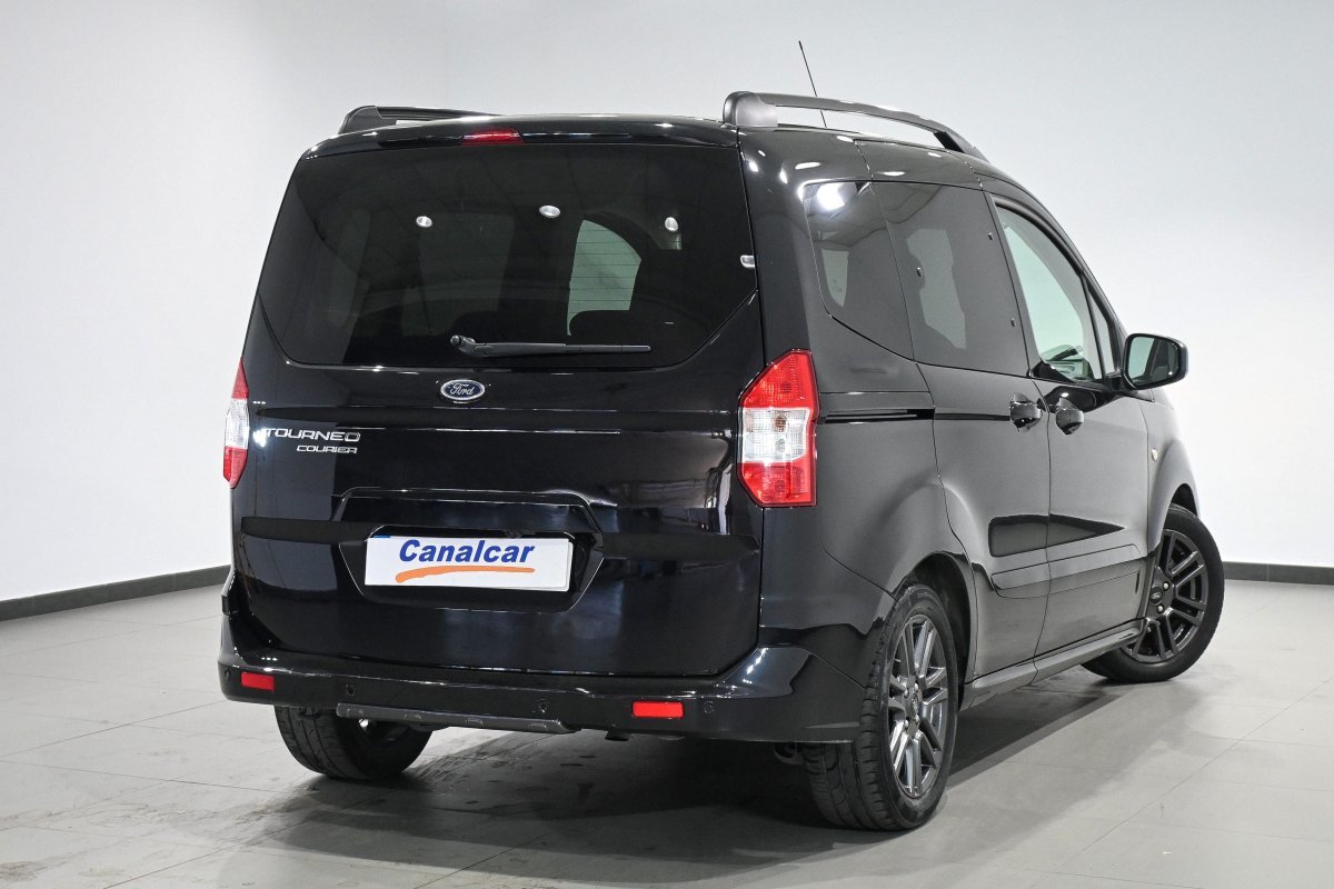 Foto Ford Tourneo Courier 4