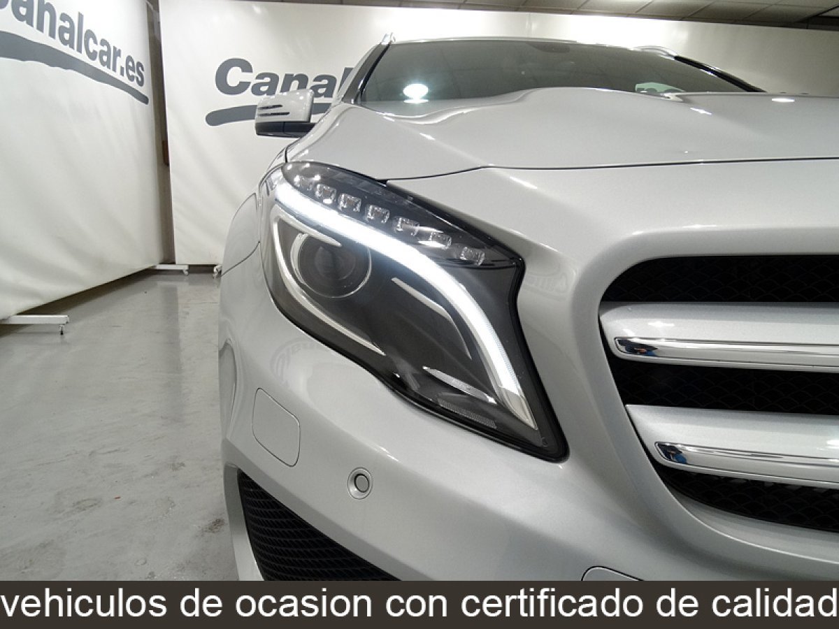 Foto Mercedes-Benz Clase GLA 19