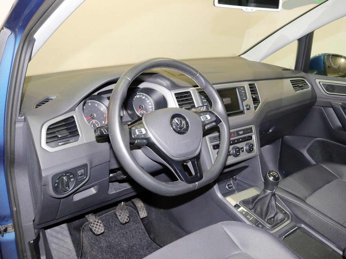 Foto Volkswagen Golf Sportsvan 24