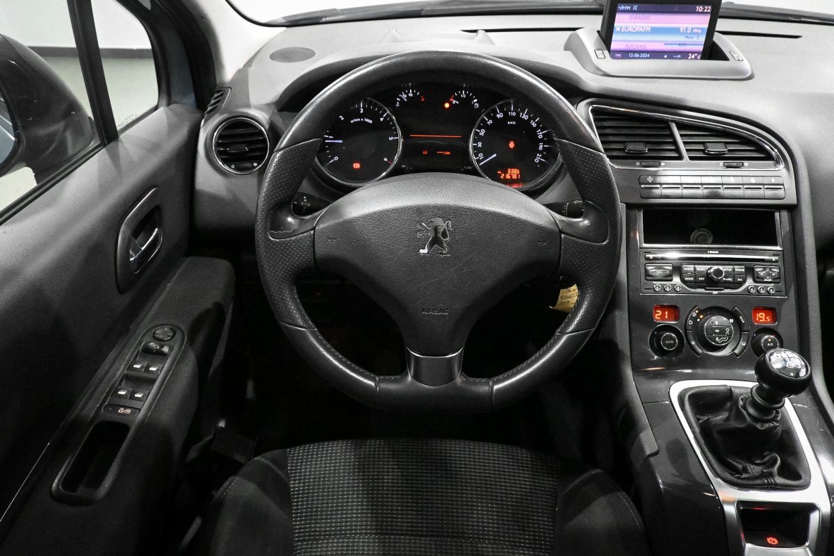 Foto Peugeot 5008 21