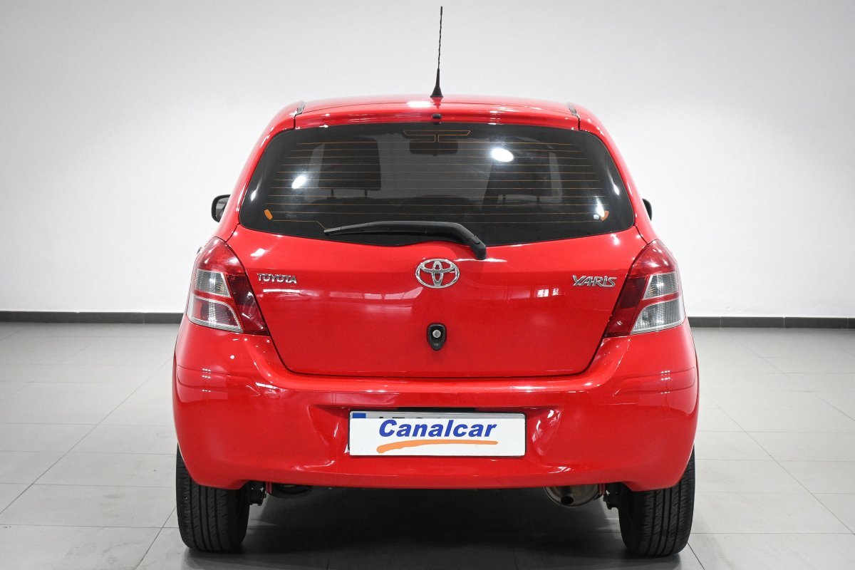 Foto Toyota Yaris 5