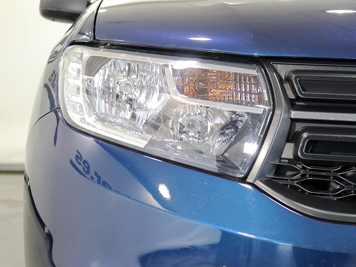 Foto Dacia Sandero 11