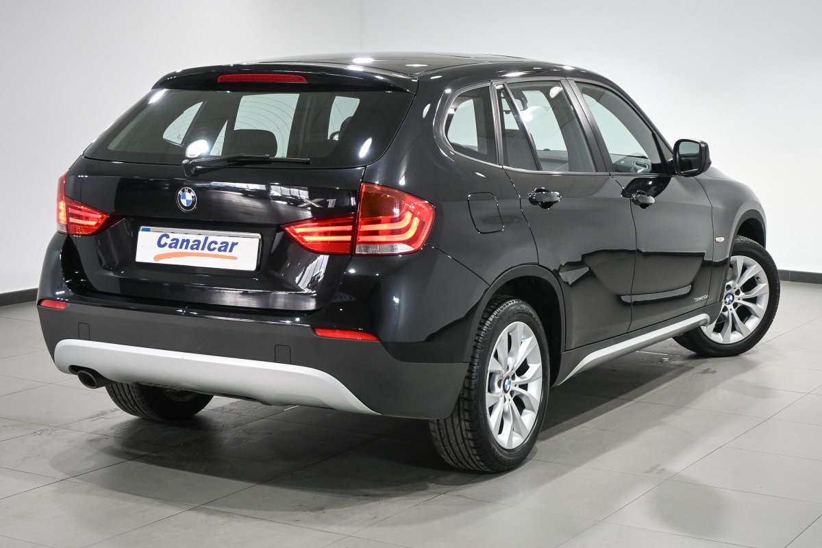 Foto BMW X1 4