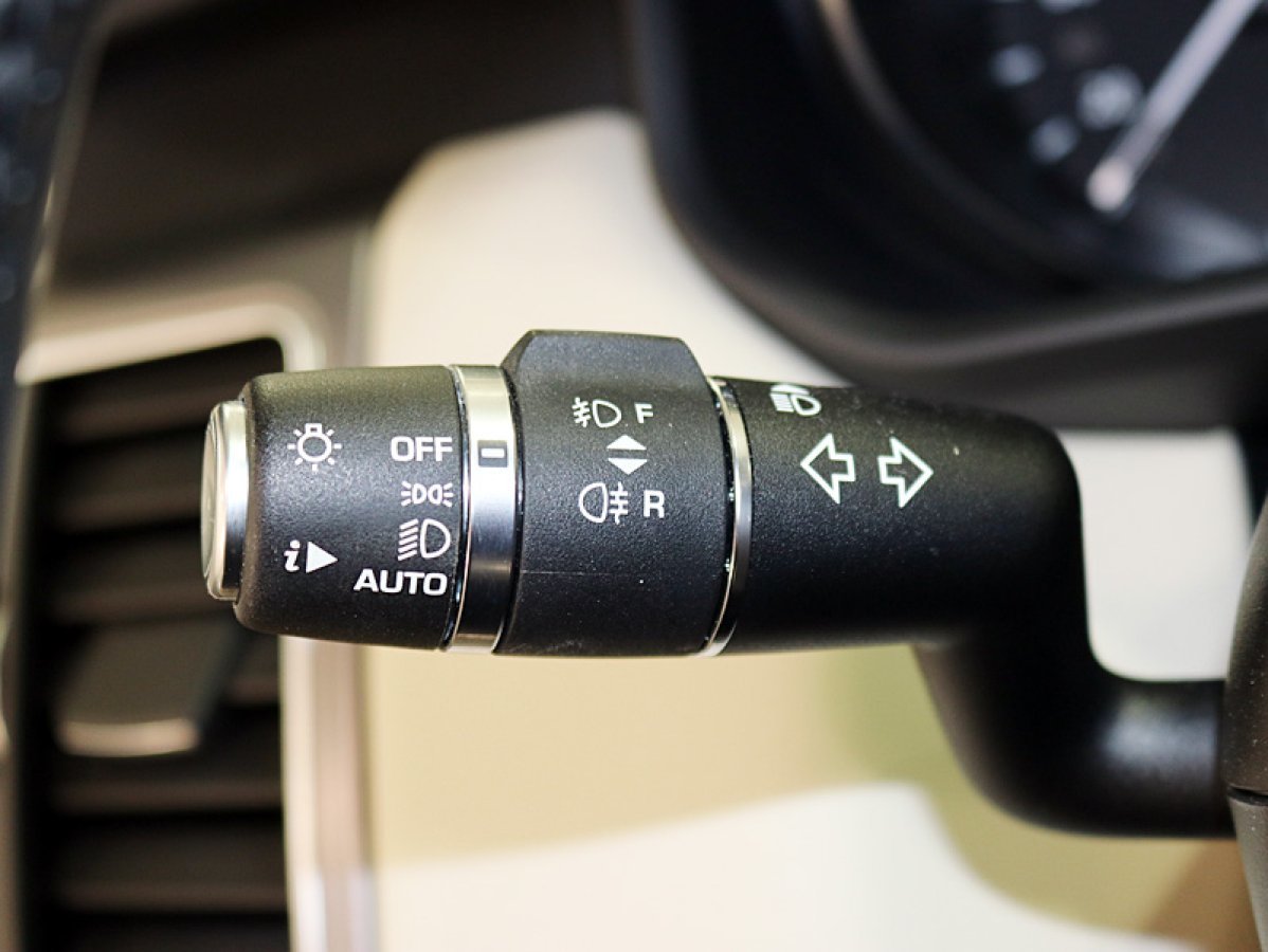 Foto Land-Rover Range Rover Sport 39