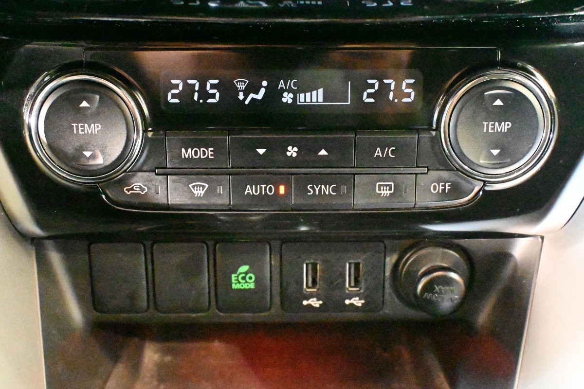 Foto Mitsubishi Eclipse Cross 24