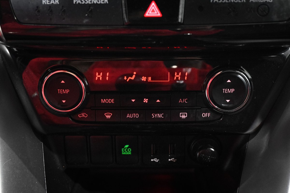 Foto Mitsubishi Eclipse Cross 20