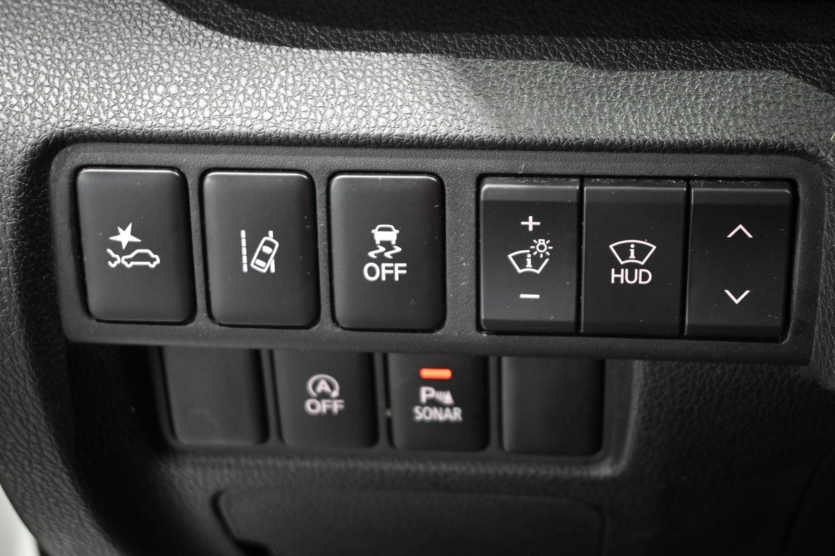 Foto Mitsubishi Eclipse Cross 30