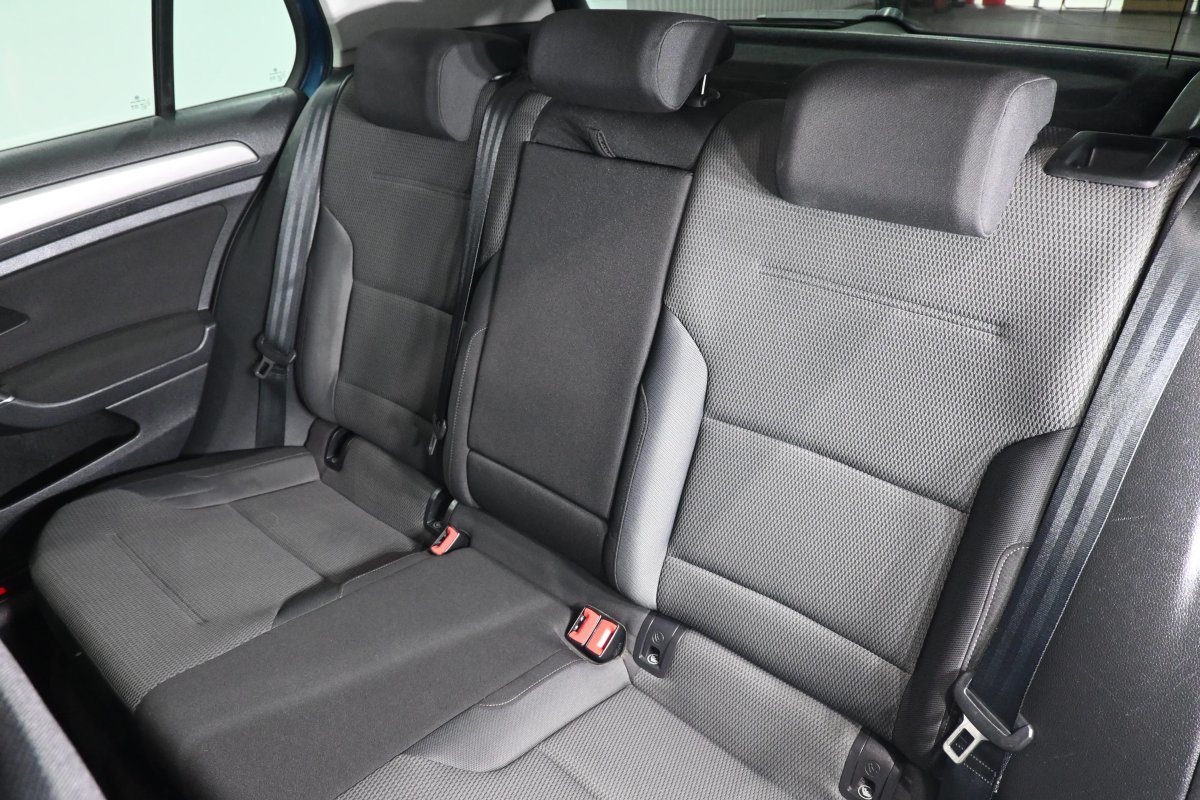 Foto Volkswagen Golf 12