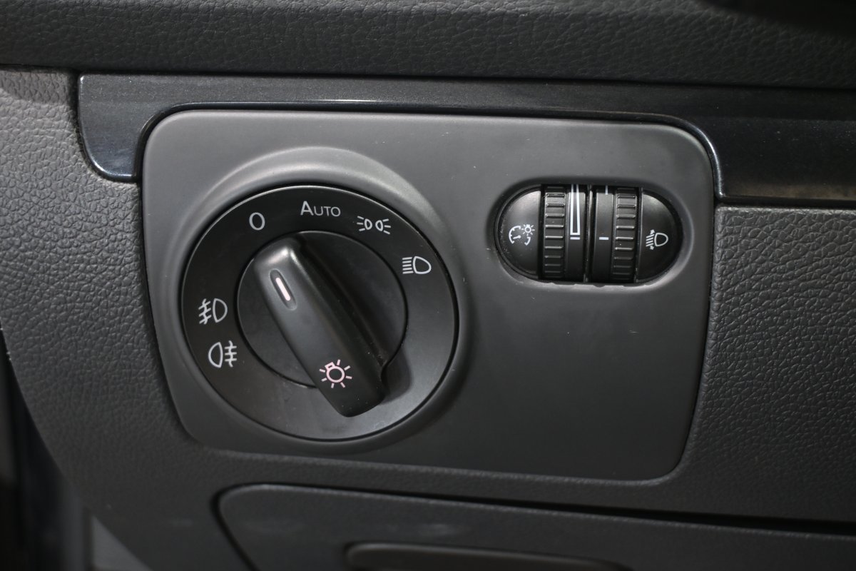 Foto Volkswagen Golf 21