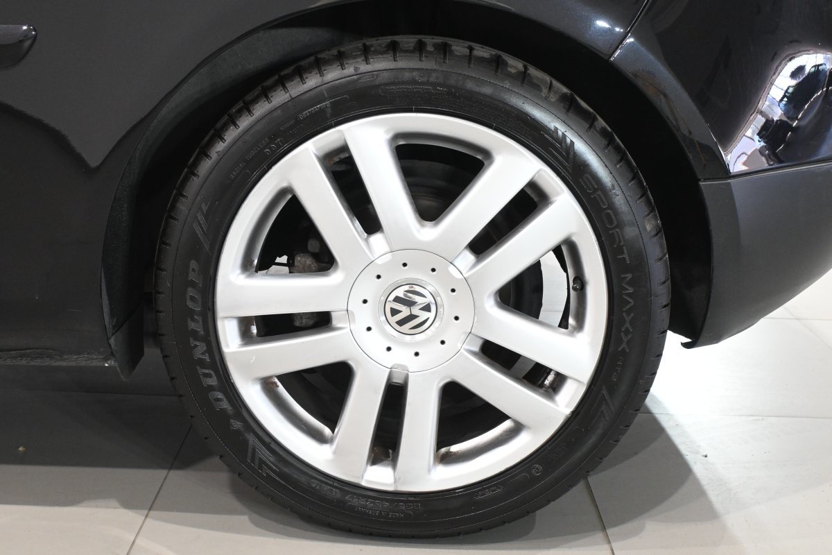 Foto Volkswagen Golf 24