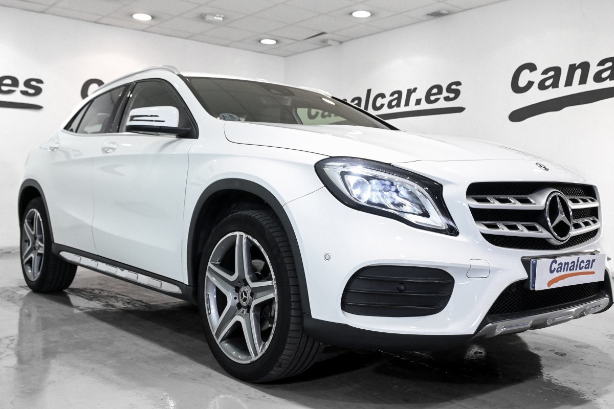 Foto Mercedes-Benz Clase GLA 12