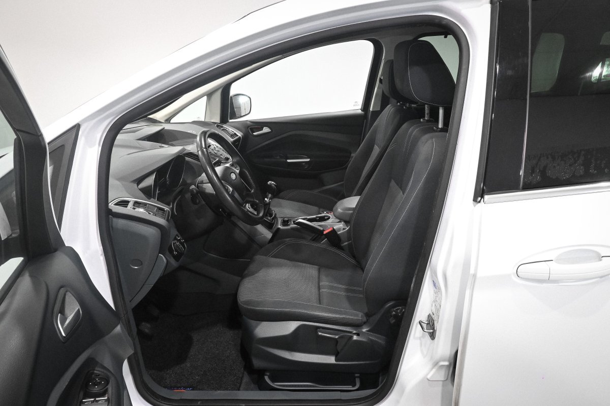 Foto Ford Grand C-MAX 11
