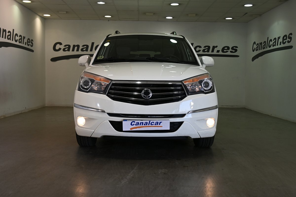 Foto SsangYong Rodius 2