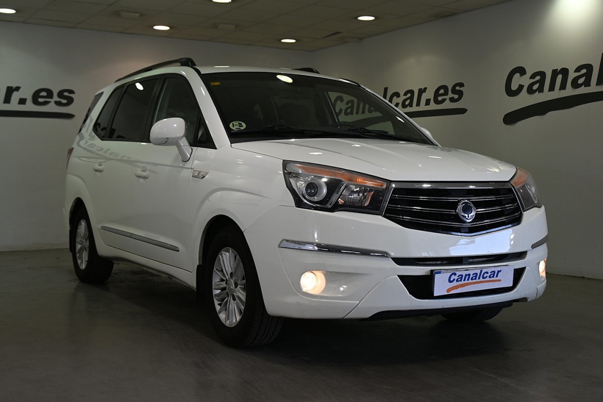 Foto SsangYong Rodius 3