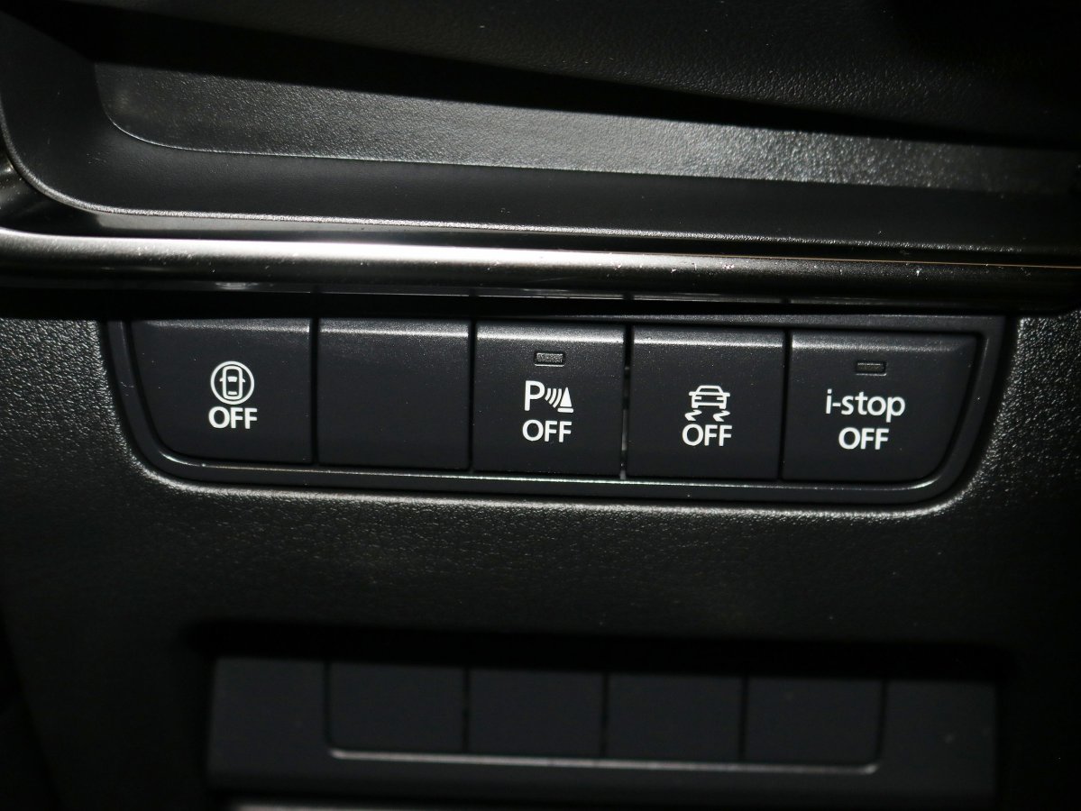 Foto Mazda Mazda3 29