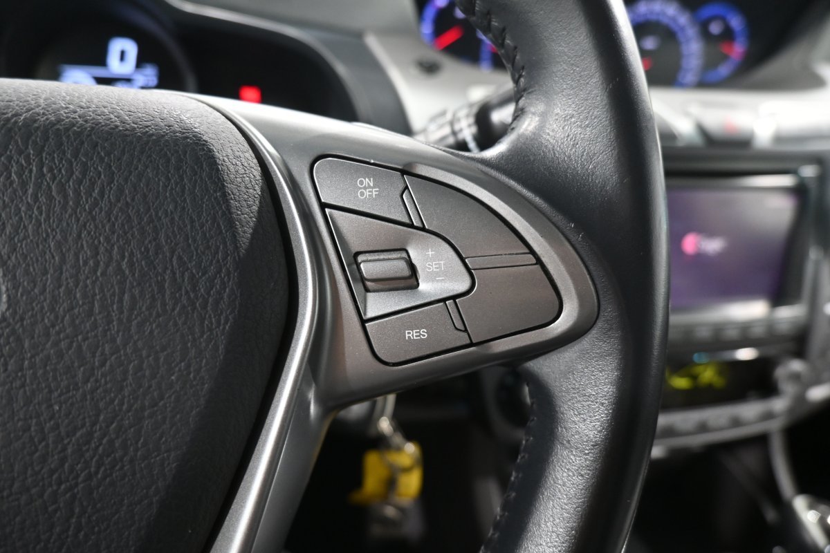 Foto SsangYong Rodius 23