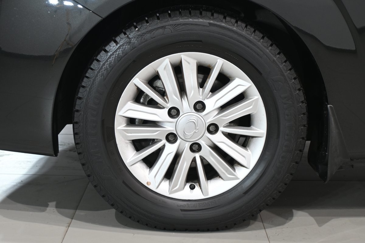 Foto SsangYong Rodius 29