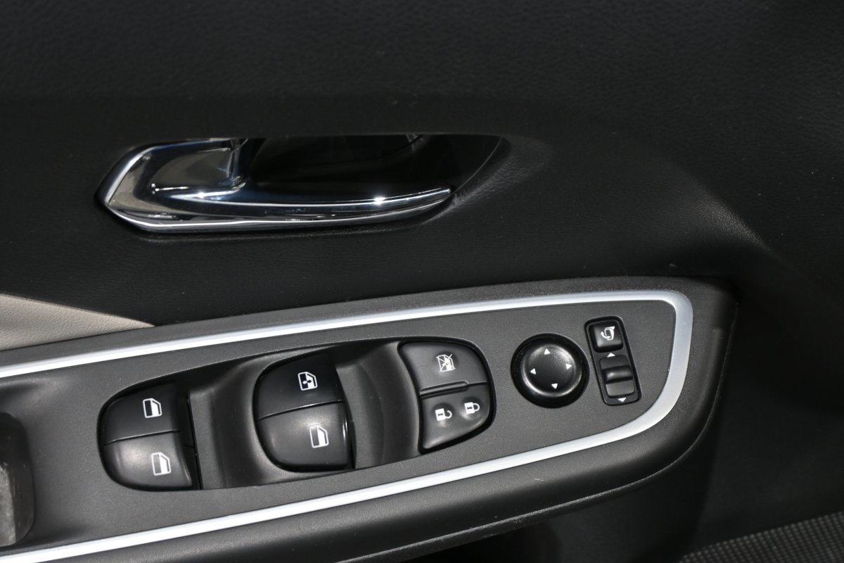 Foto Nissan Micra 27