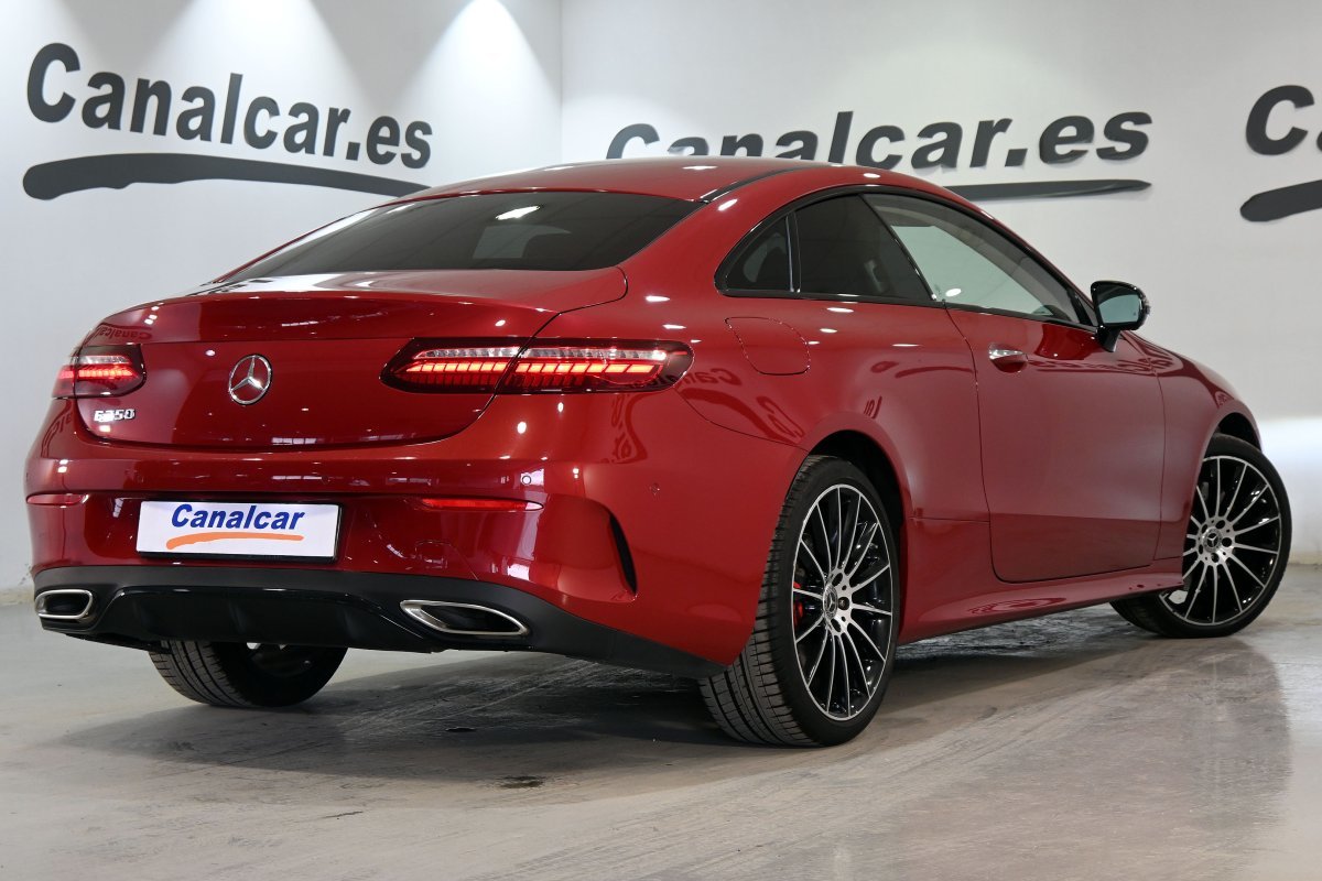 Foto Mercedes-Benz Clase E 4