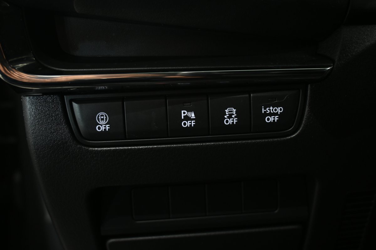 Foto Mazda Mazda3 24