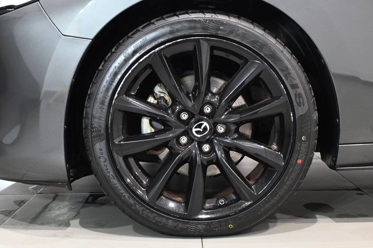 Foto Mazda Mazda3 27