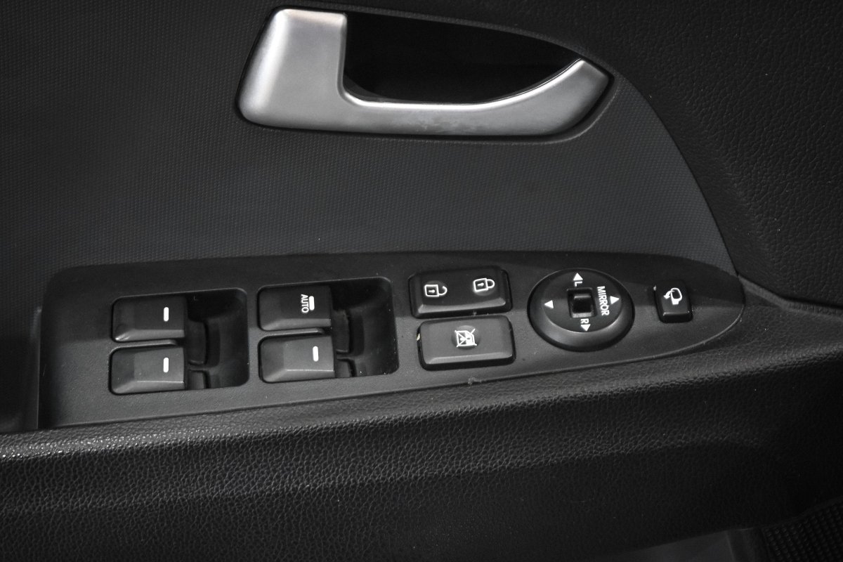 Foto Kia Sportage 25